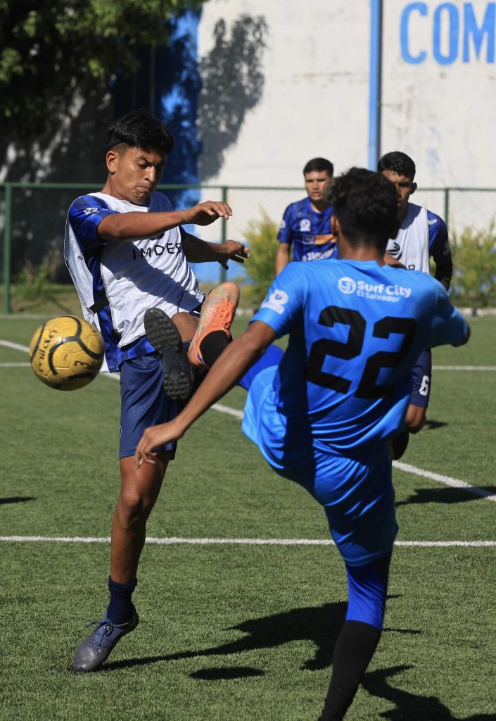 Qué equipo tiene más títulos en El Salvador?