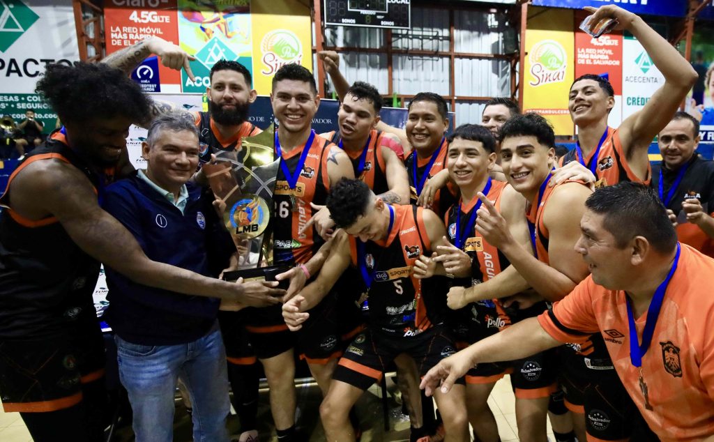 San Miguel: San Miguel se consagró campeón del Torneo Apertura